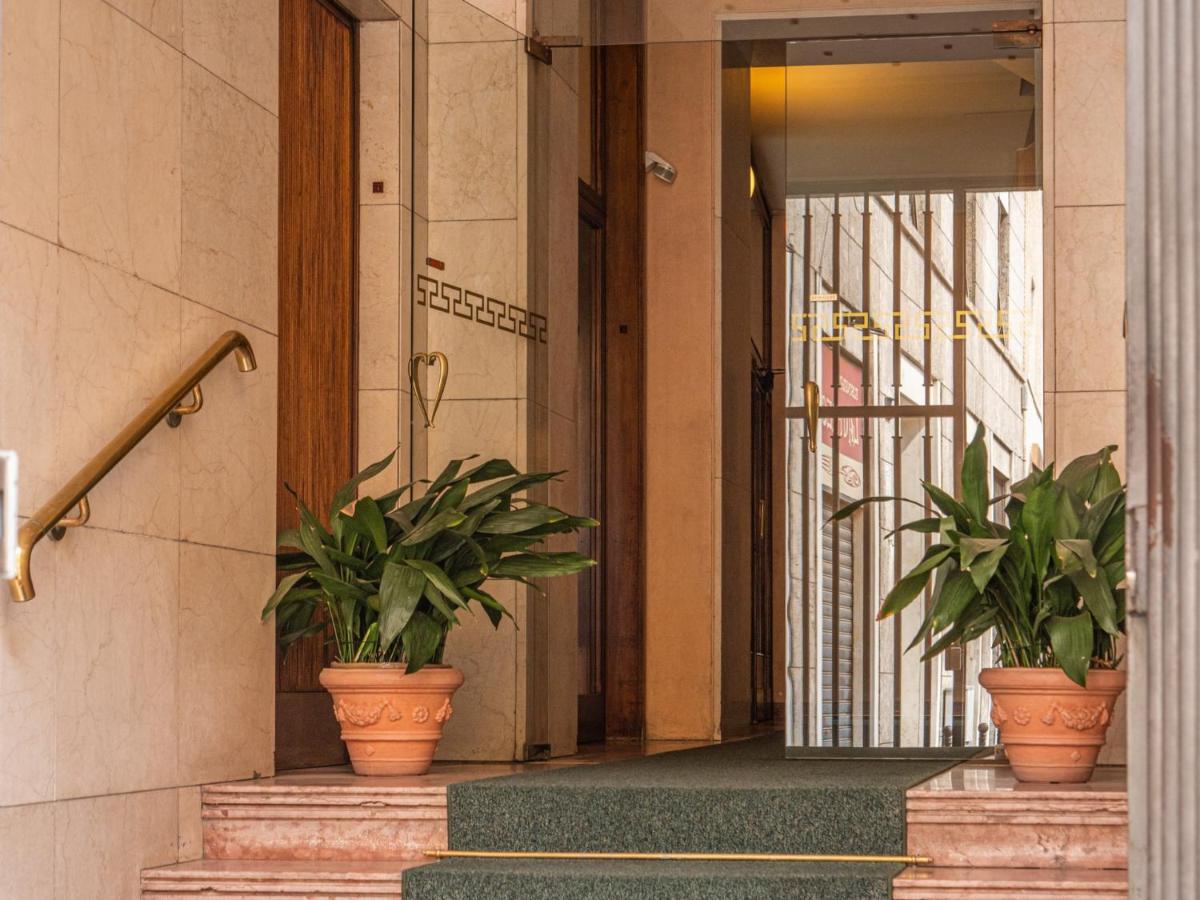 The Best Rent - Apartment With Balcony In Milan Downtown Zewnętrze zdjęcie